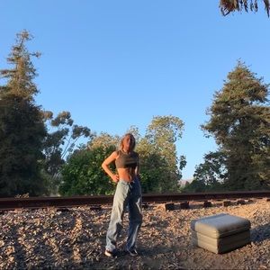 Meet your Posher, Delaney